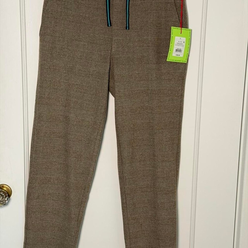 Brown plaid Houston White pants in size S #plaid #workwear